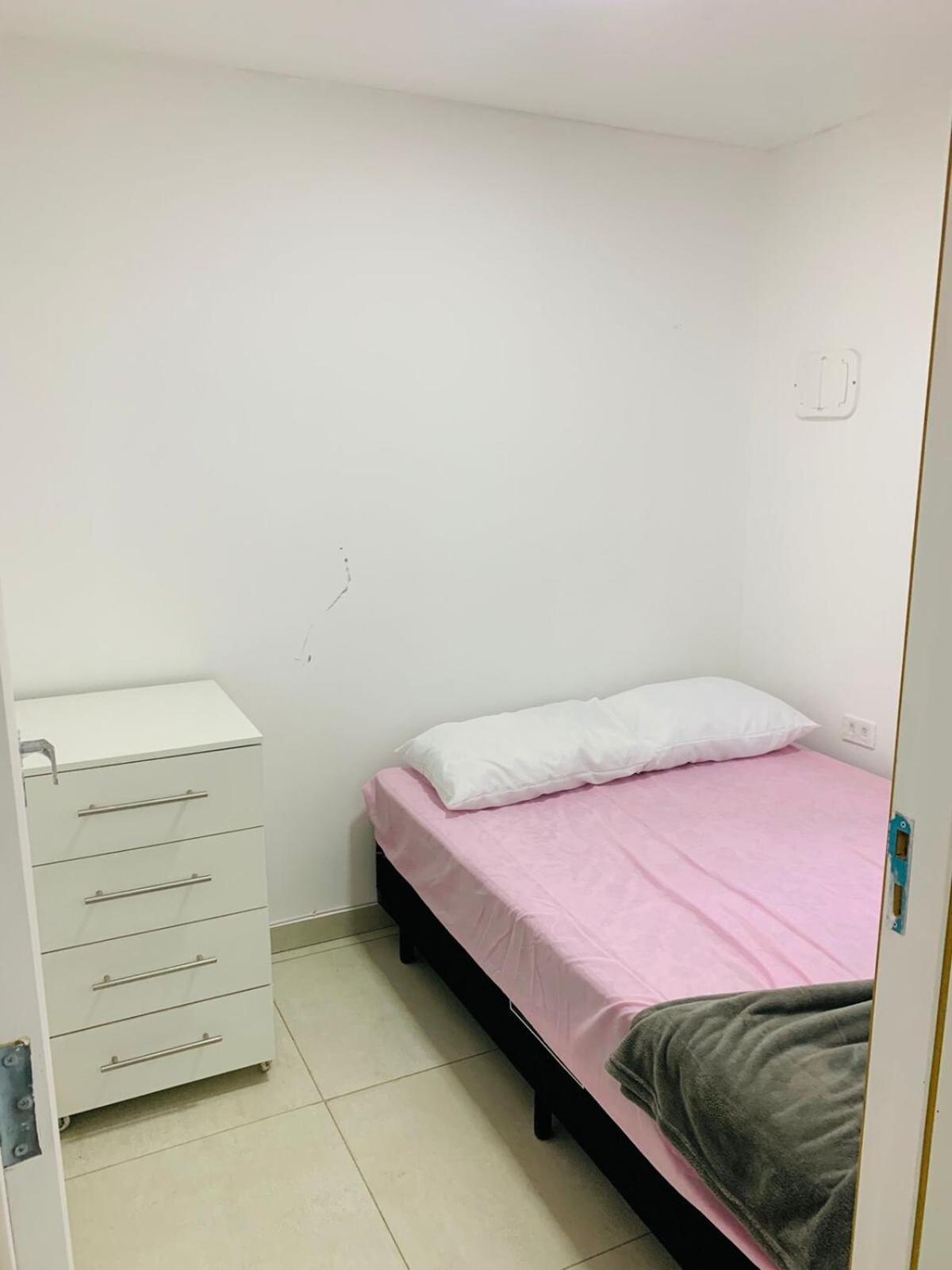 Ap Com 02 Quartos Em Zona Norte * São Paulo